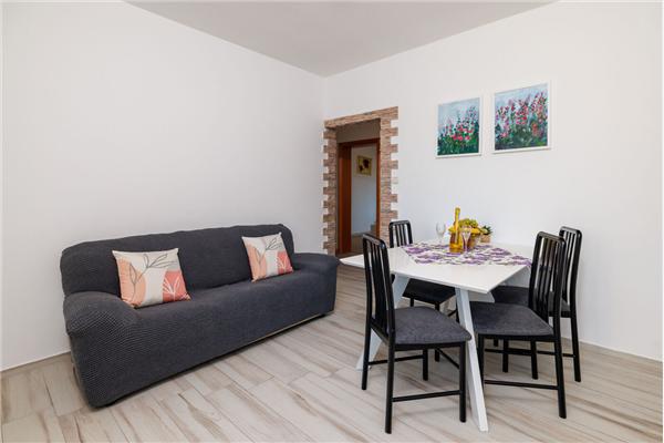 Apartment A2, for 4 persons