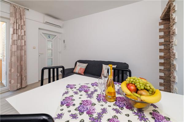 Apartment A2, for 4 persons