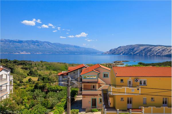 Apartment A2, for 4 persons