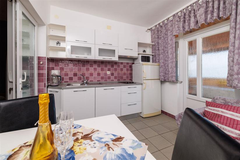 Apartment A4, for 3 persons