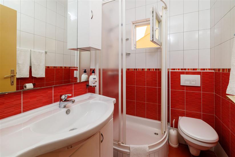 Apartment A4, for 3 persons