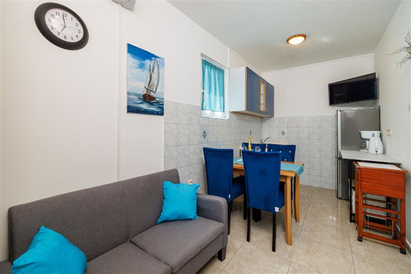 Apartment A5, for 3 persons