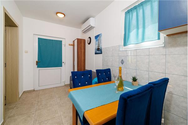 Apartment A5, for 3 persons