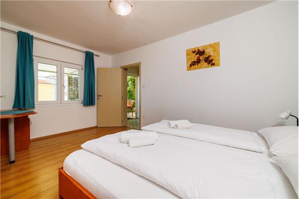 Apartment A5, for 3 persons