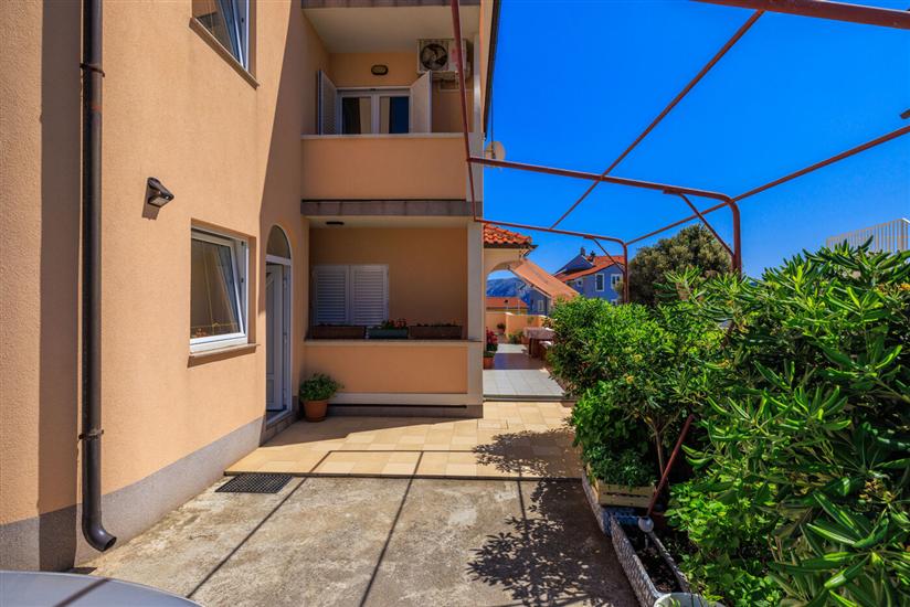 Apartments Ruzica F