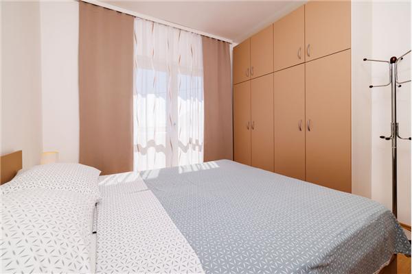 Apartment A3, for 7 persons