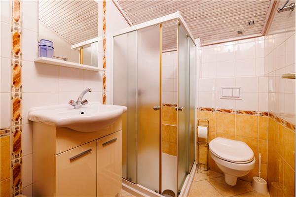 Apartment A1, for 5 persons