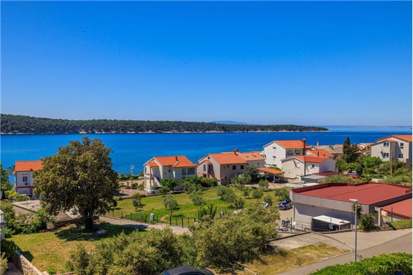 Apartment A1, for 5 persons