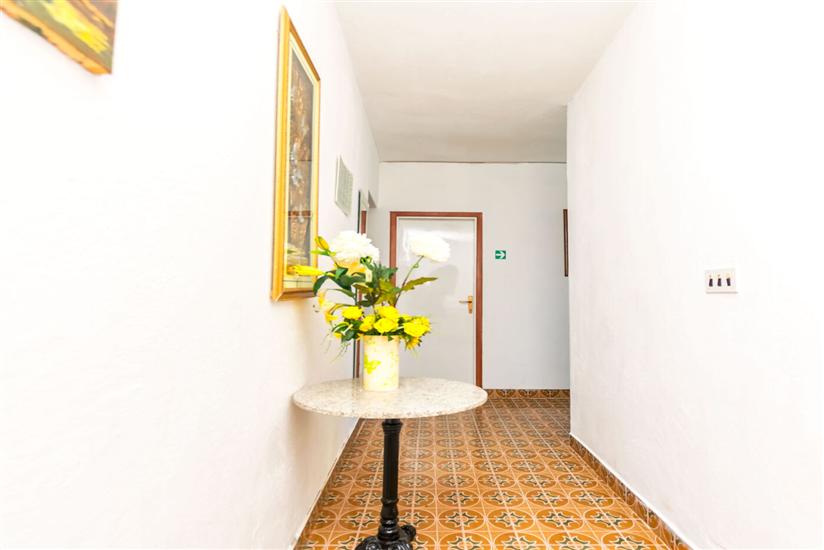 Ferienwohnung A1, für 8 Personen