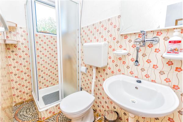 Ferienwohnung A1, für 8 Personen