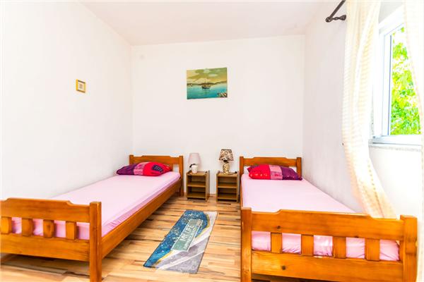 Ferienwohnung A1, für 8 Personen