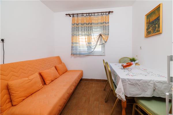 Apartment A2, for 4 persons