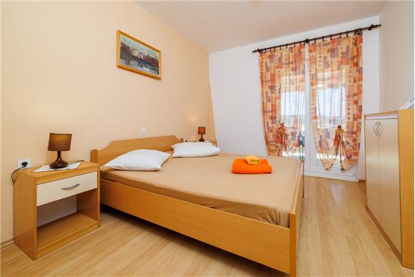 Apartment A2, for 4 persons