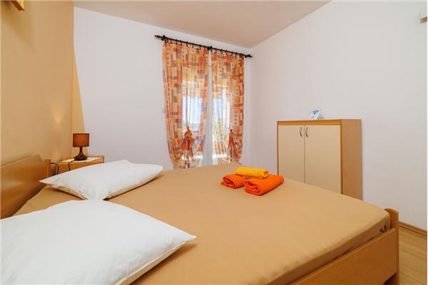 Apartment A2, for 4 persons