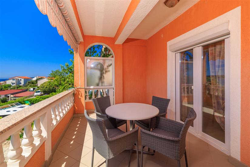 Apartment A2, for 4 persons