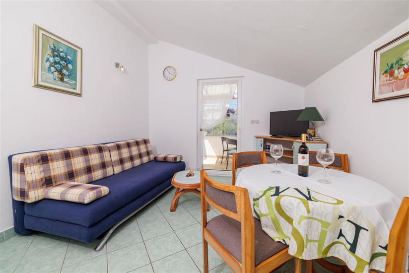 Apartment A4, for 4 persons