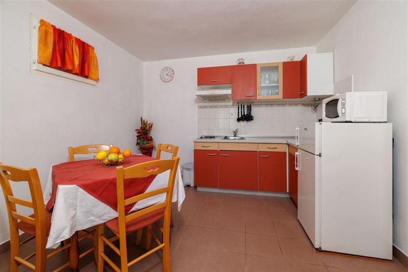 Apartment A5, for 4 persons