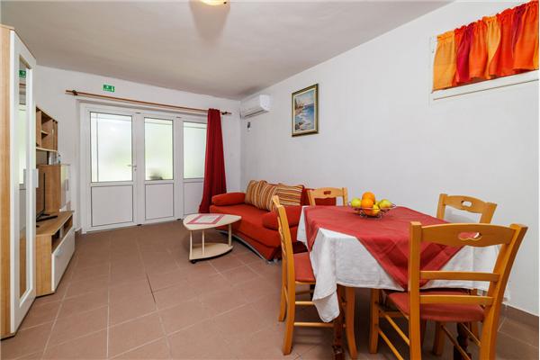 Apartment A5, for 4 persons