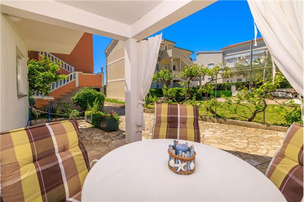 Apartment A5, for 4 persons