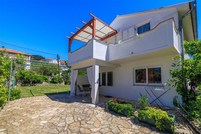 Apartments Andelka D