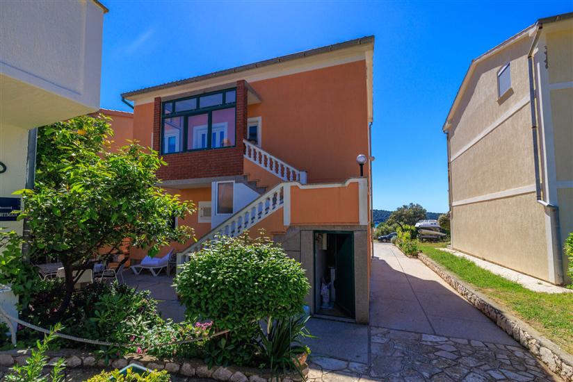 Apartments Andelka D