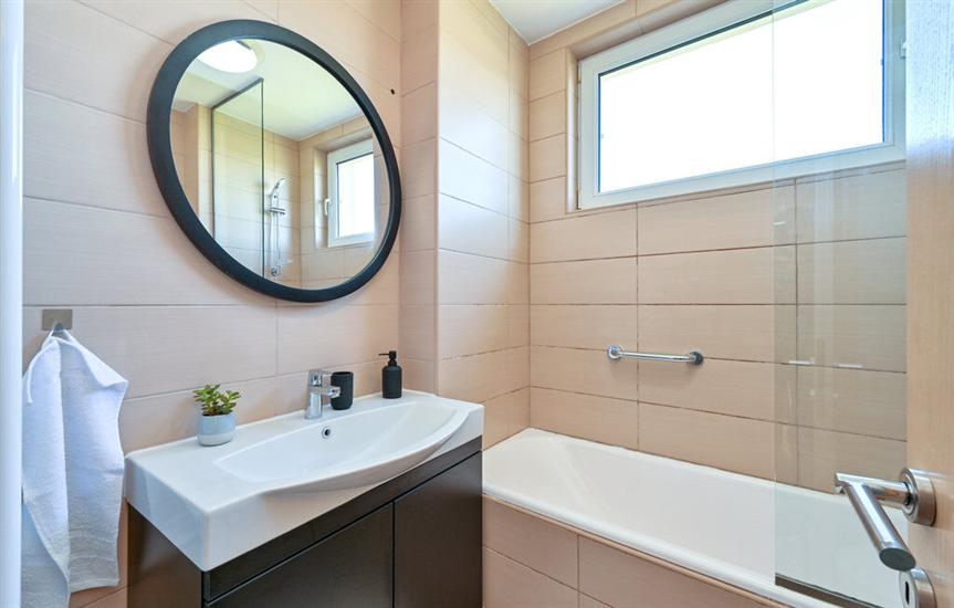 House K1, for 11 persons