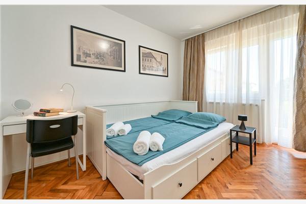 House K1, for 11 persons