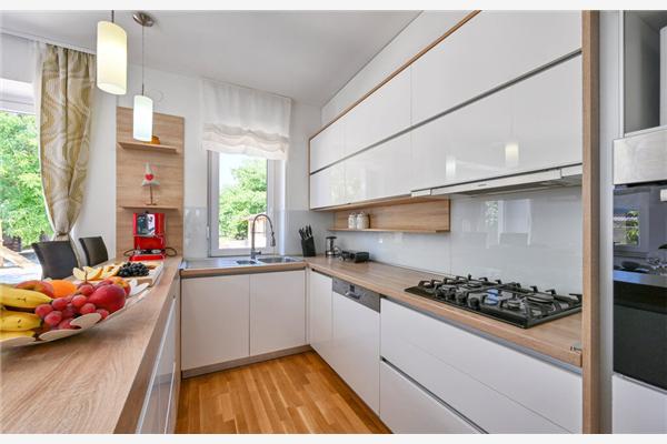 House K1, for 11 persons