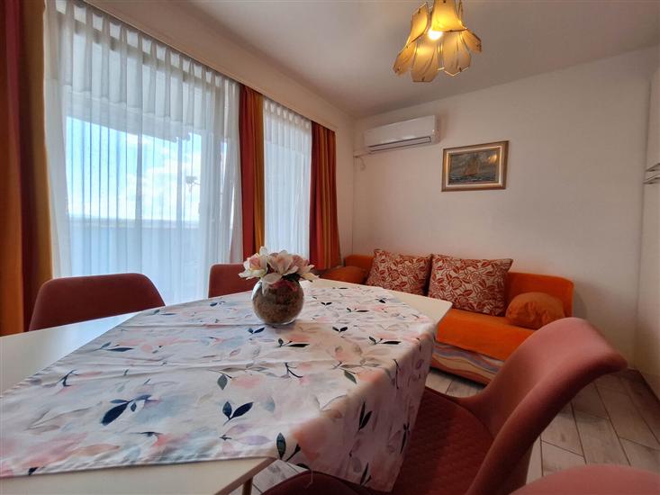 Apartment A1, for 4 persons