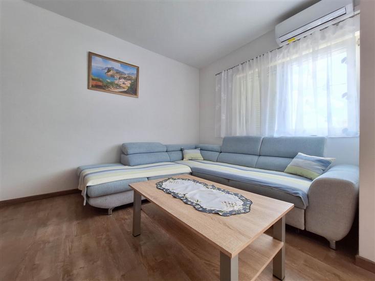 Apartment A3, for 6 persons