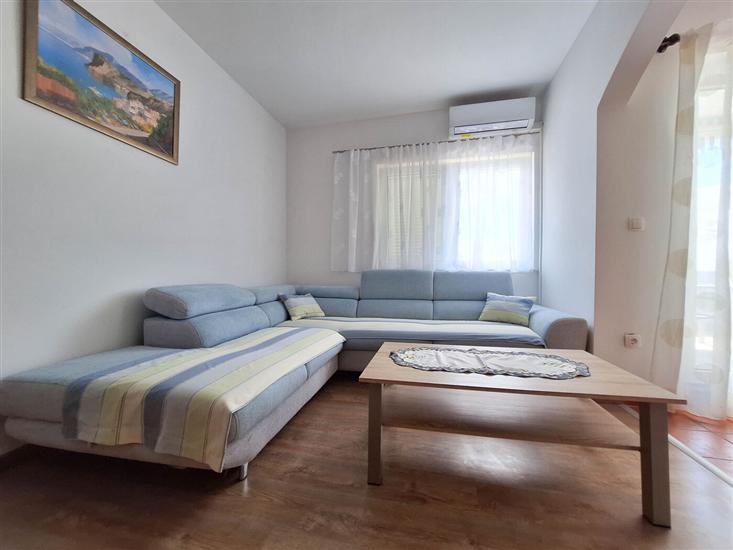 Apartment A3, for 6 persons