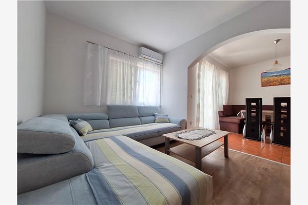 Apartment A3, for 6 persons