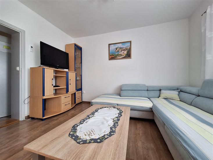 Apartment A3, for 6 persons