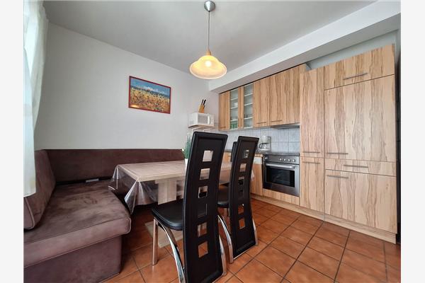 Apartment A3, for 6 persons