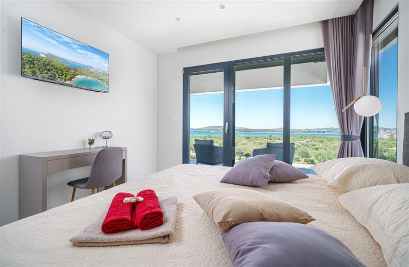 House K1, for 8 persons