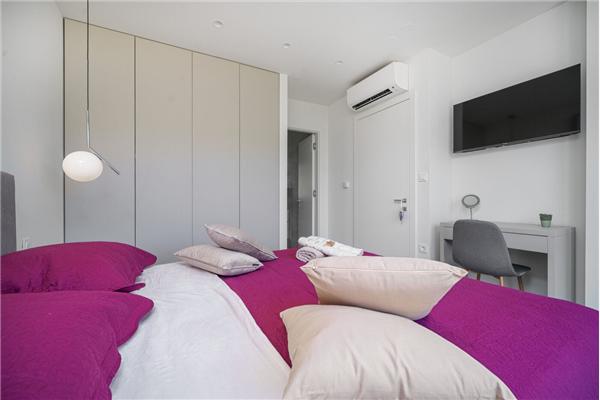 House K1, for 8 persons