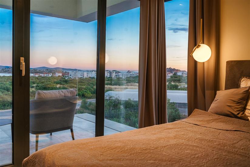 House K1, for 8 persons