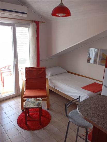 Apartment A4, for 4 persons