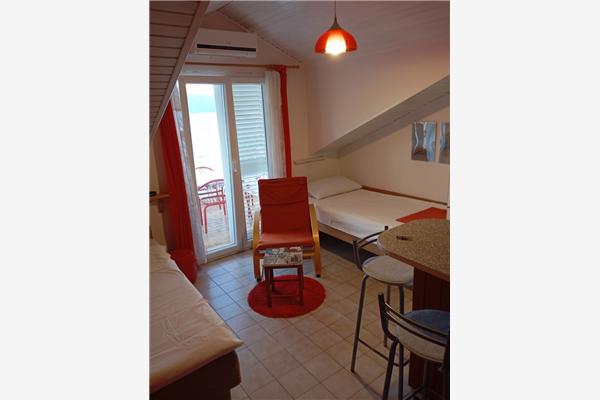 Apartment A4, for 4 persons