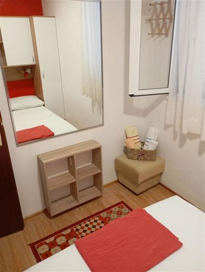 Apartment A4, for 4 persons