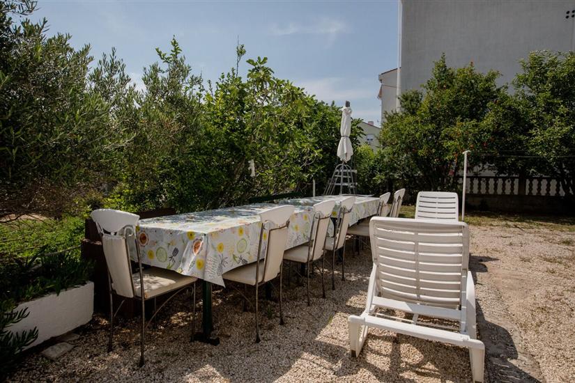 Apartment A1, for 9 persons