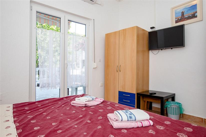 Apartment A1, for 9 persons