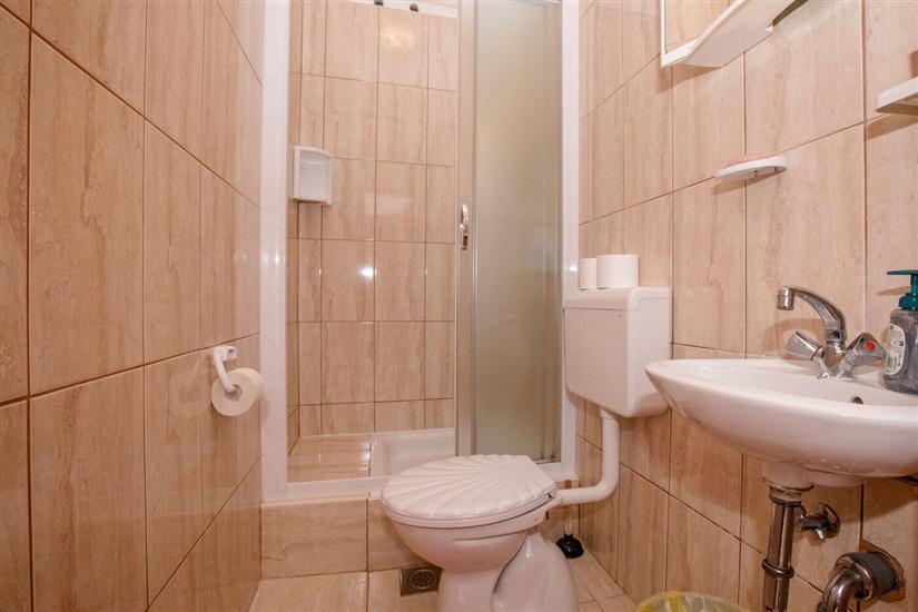 Apartment A1, for 9 persons