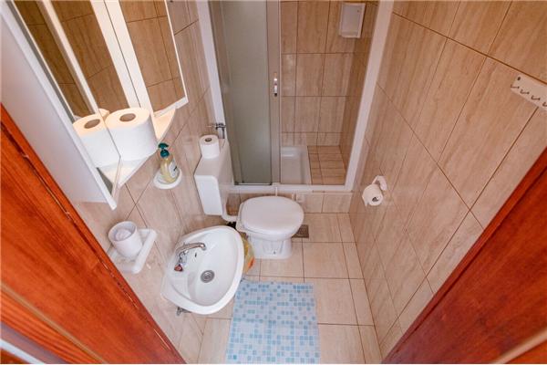 Apartment A1, for 9 persons