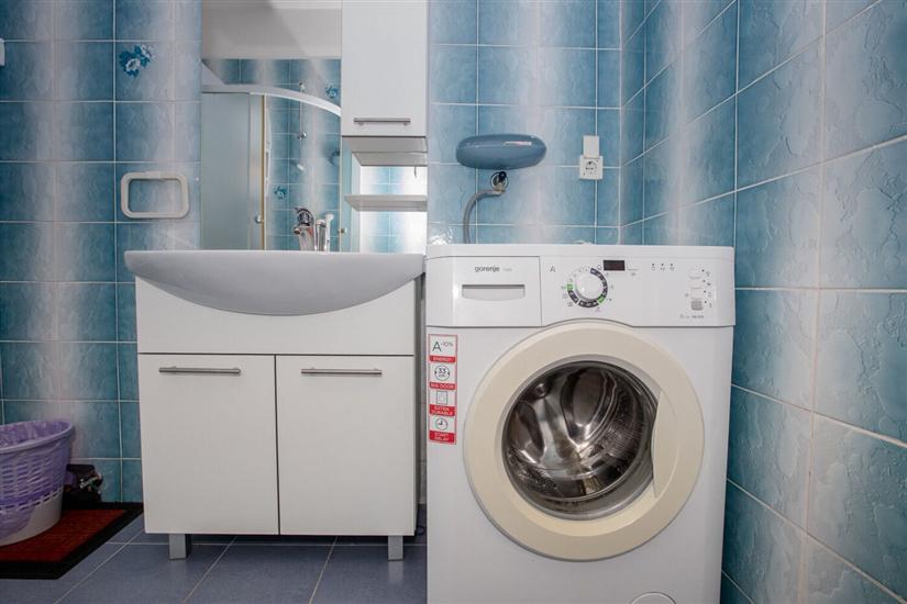 Apartment A1, for 9 persons