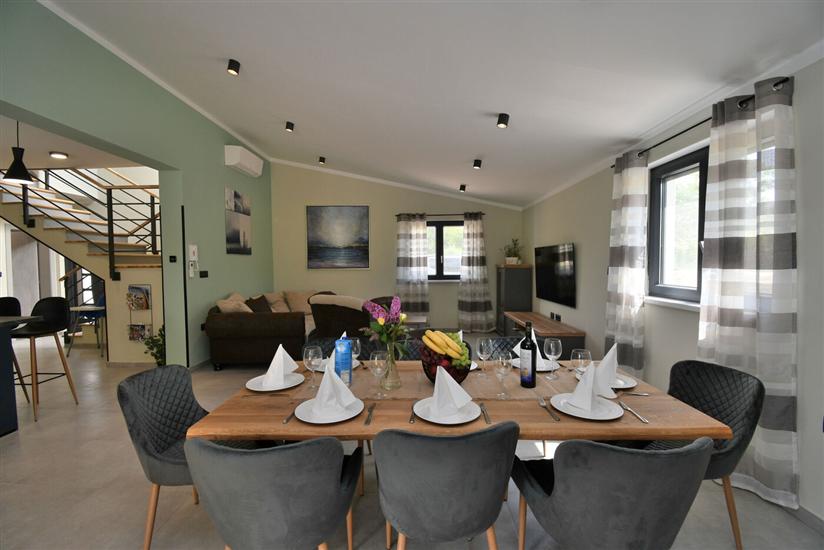 House K1, for 8 persons