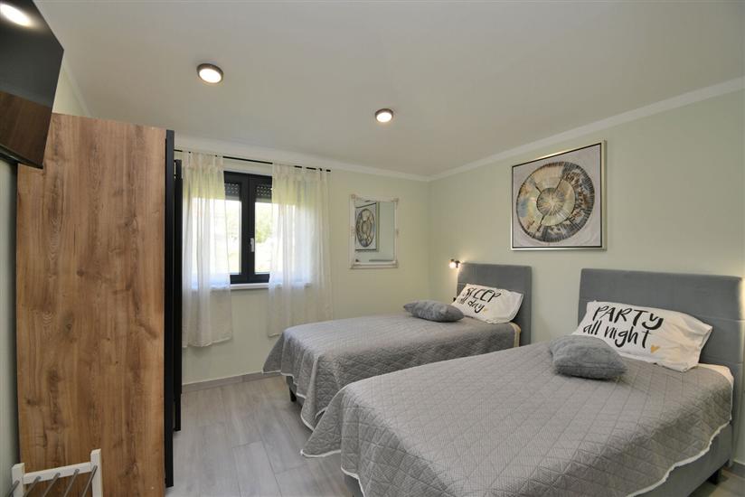 House K1, for 8 persons