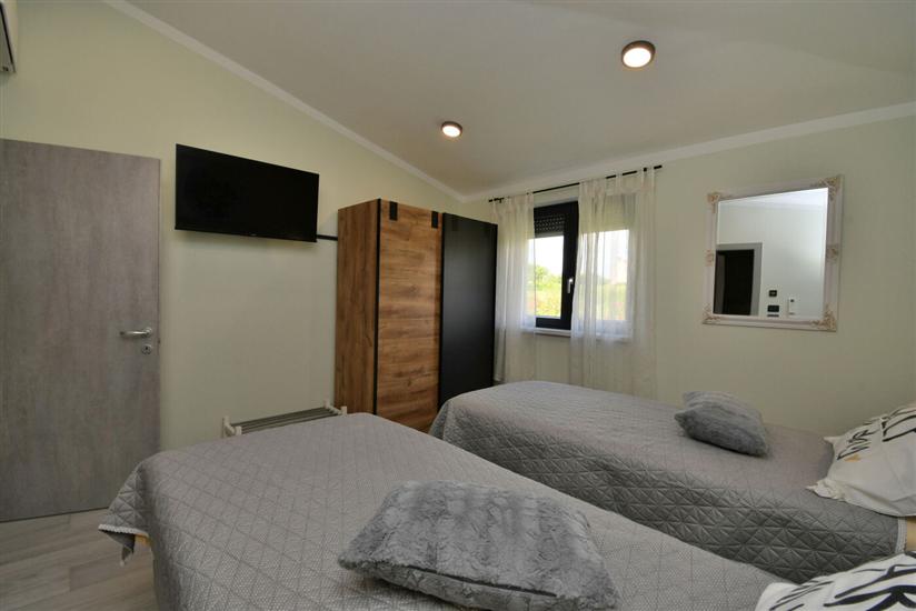 House K1, for 8 persons