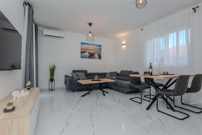 Apartment A2, for 4 persons