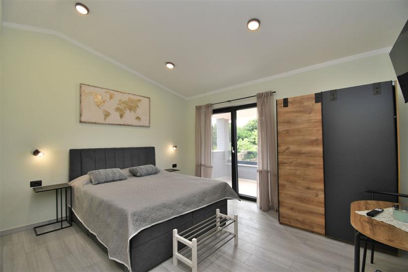 House K1, for 8 persons